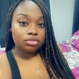 Meet your Posher, Deandra